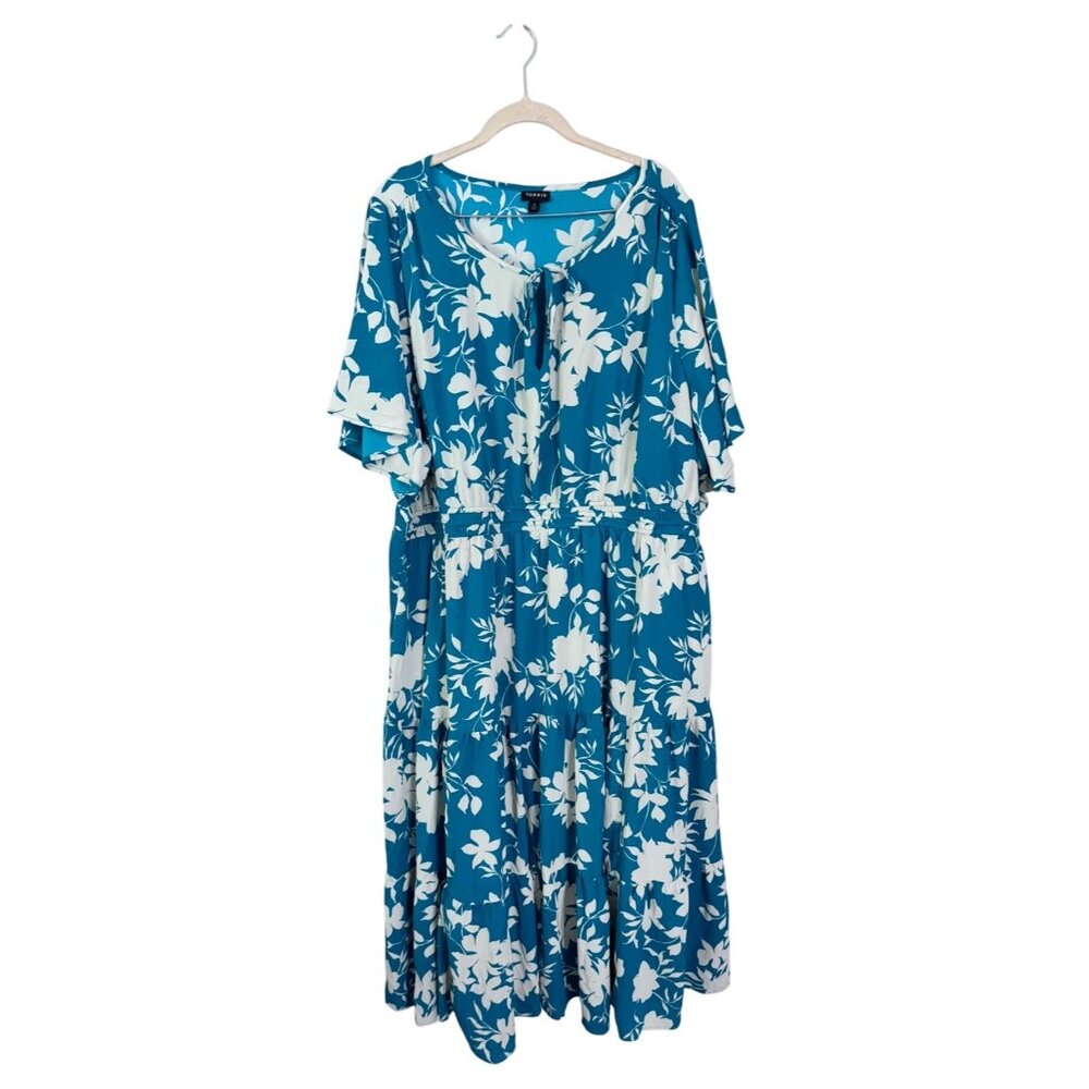 Torrid tea length studio crepe de chine tie neck tiered‎ dress size 4x floral